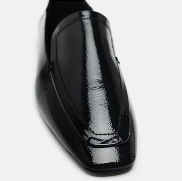 PATENT EFFECT FLATS SIZE 6 - Picture 3 of 9